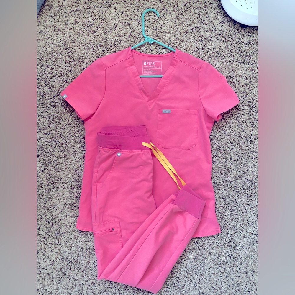 Womens FIGS Scrubs NEON PINK